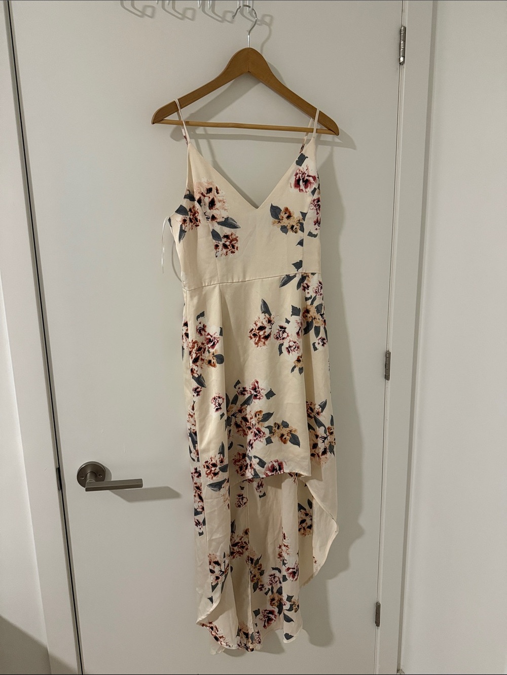 Dynamite Cream Spaghetti-Strap Floral High-Low Dress